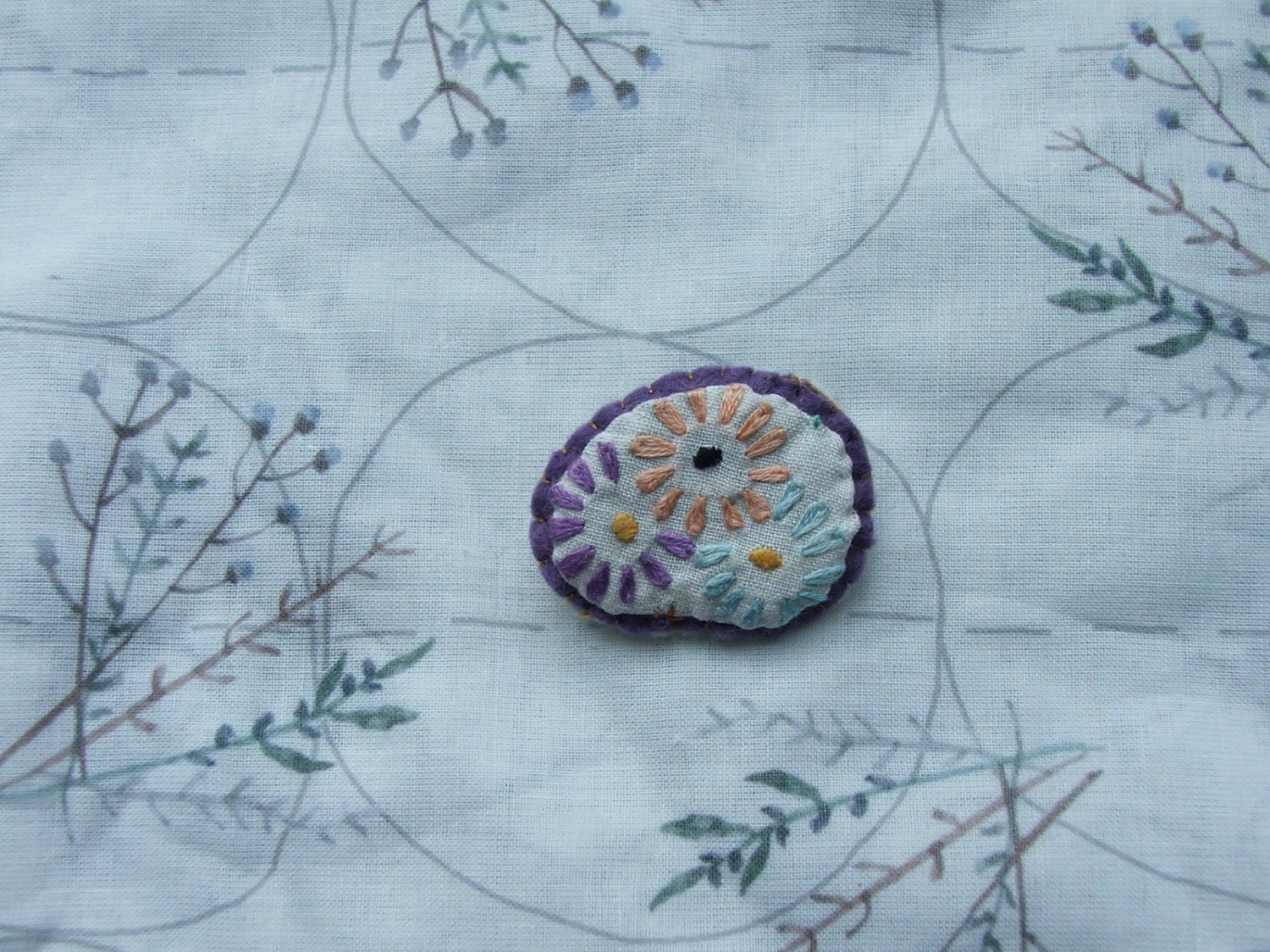 little flower brooch no. 78