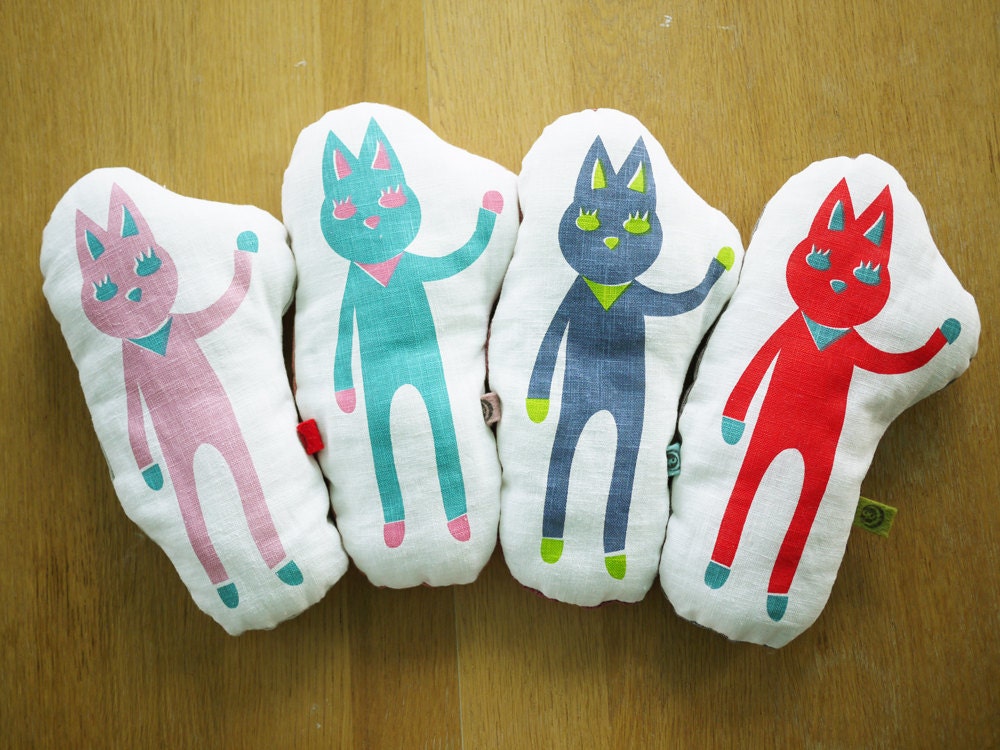 Decorative Kitty Pillow