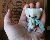 Oyster mini teddy bear by Artist S Moog vintage style yummi-bears