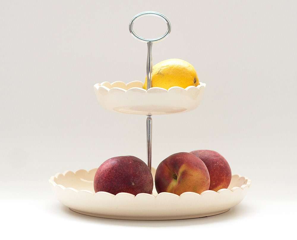 Fruit Basket - 2-tiered Fruit Bowl - Cream