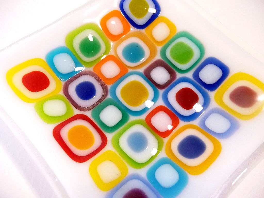 Fused glass dish Retro Metro free shipping UK