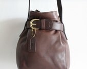 Vintage Classic COACH Leather Cross Body Bucket Bag
