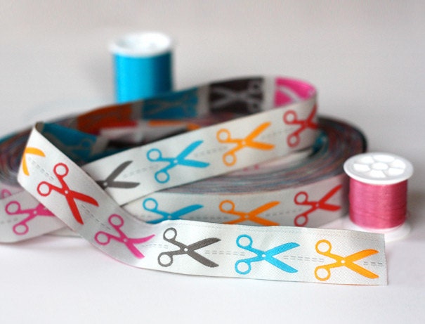 Jessica Jones RIBBON - Scissors
