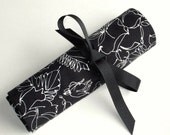 Knitting Needle Organizer for sock needles, double pointed needles, crochet hooks - Sock and Roll