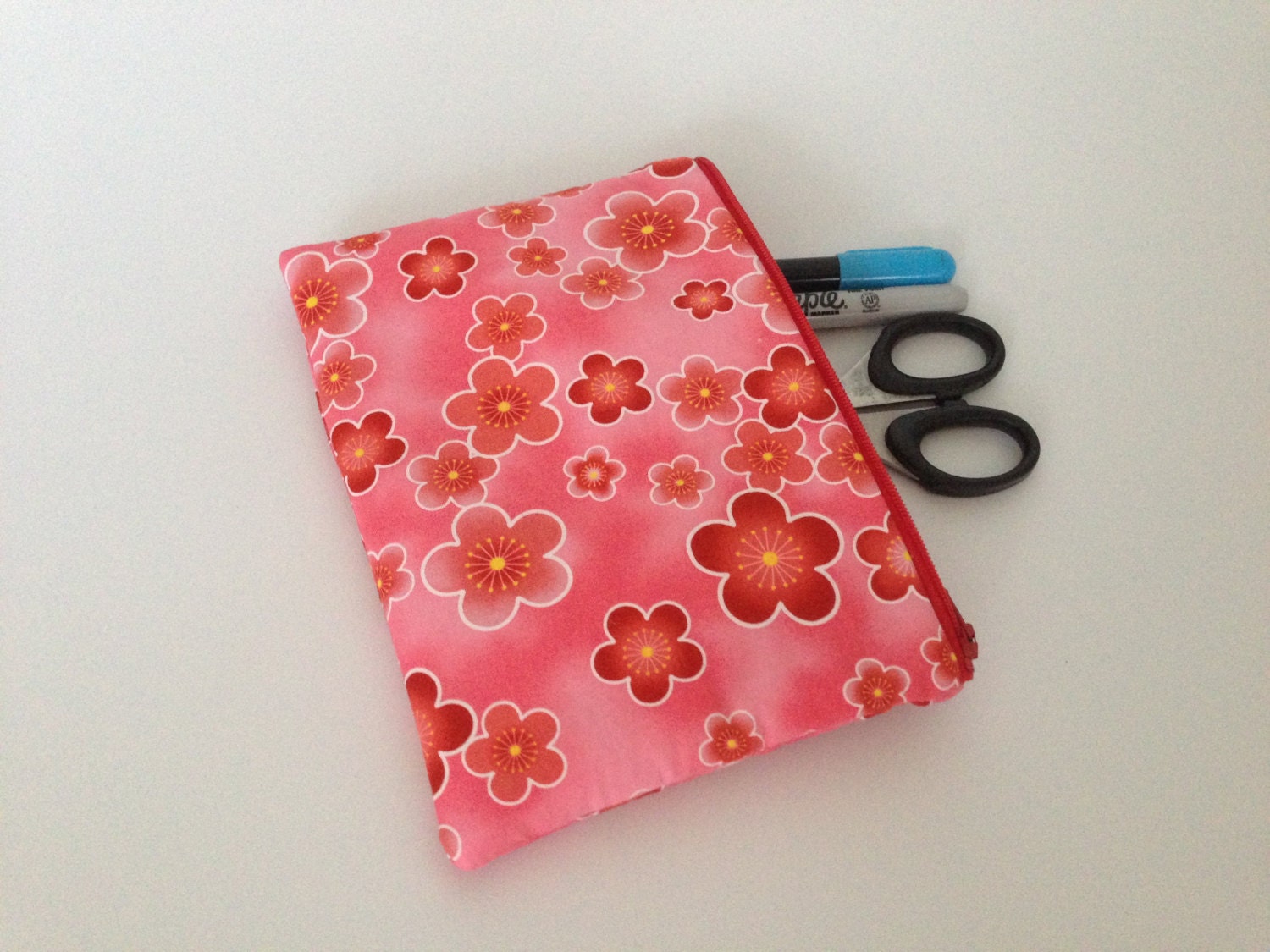 medium zipper pouch dancing sakura