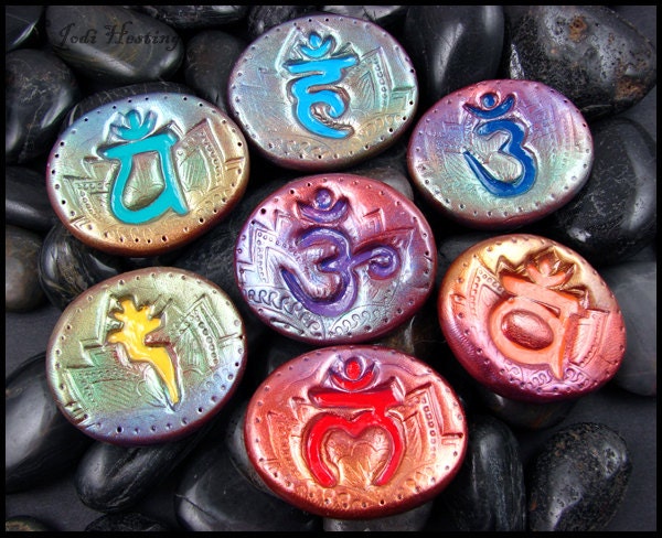 Beadworx - Polymer Clay - Chakra Amulet - Rune Set
