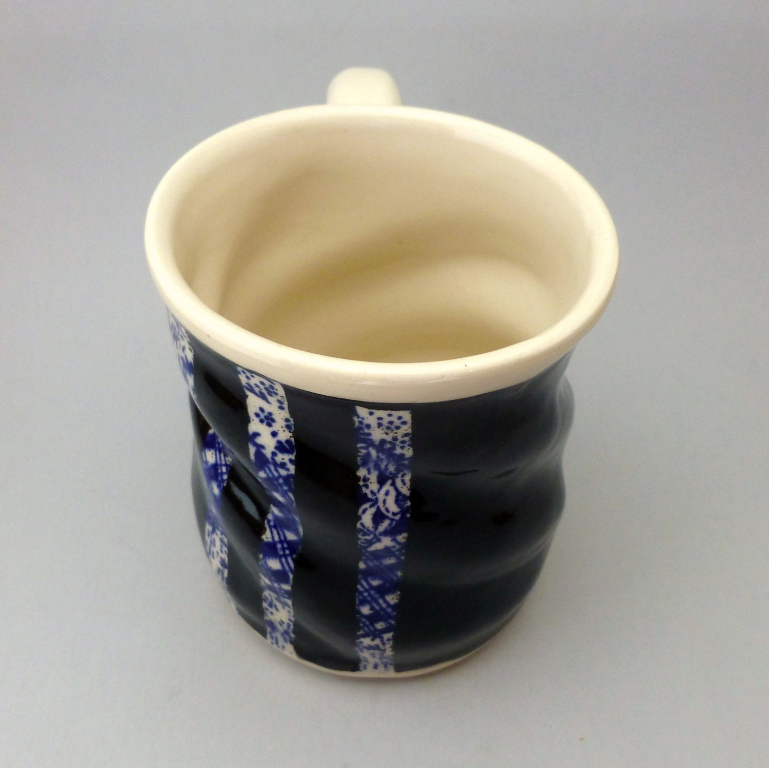 Patterned Striped Black Mug
