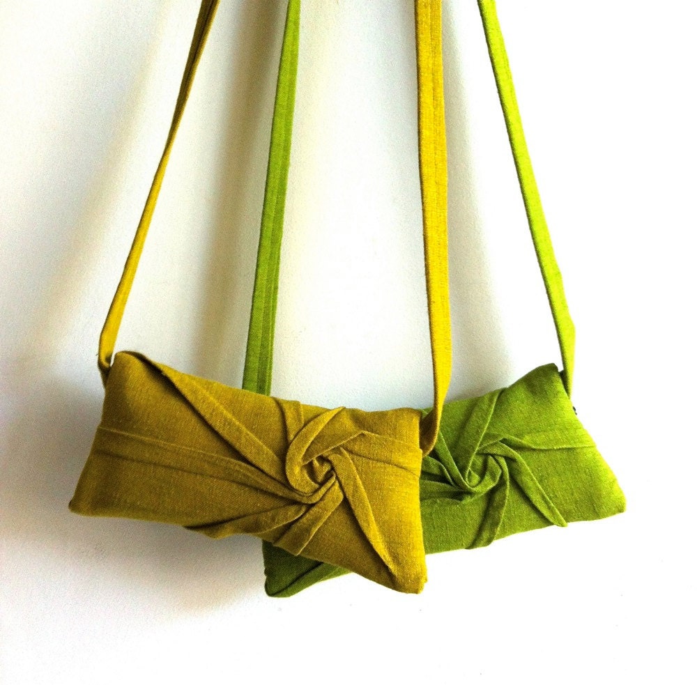 starburst pleat bag - goldenrod or moss green