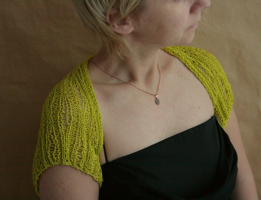 Green Shrug-Bolero-Capelet ,  hand knited, size S/M