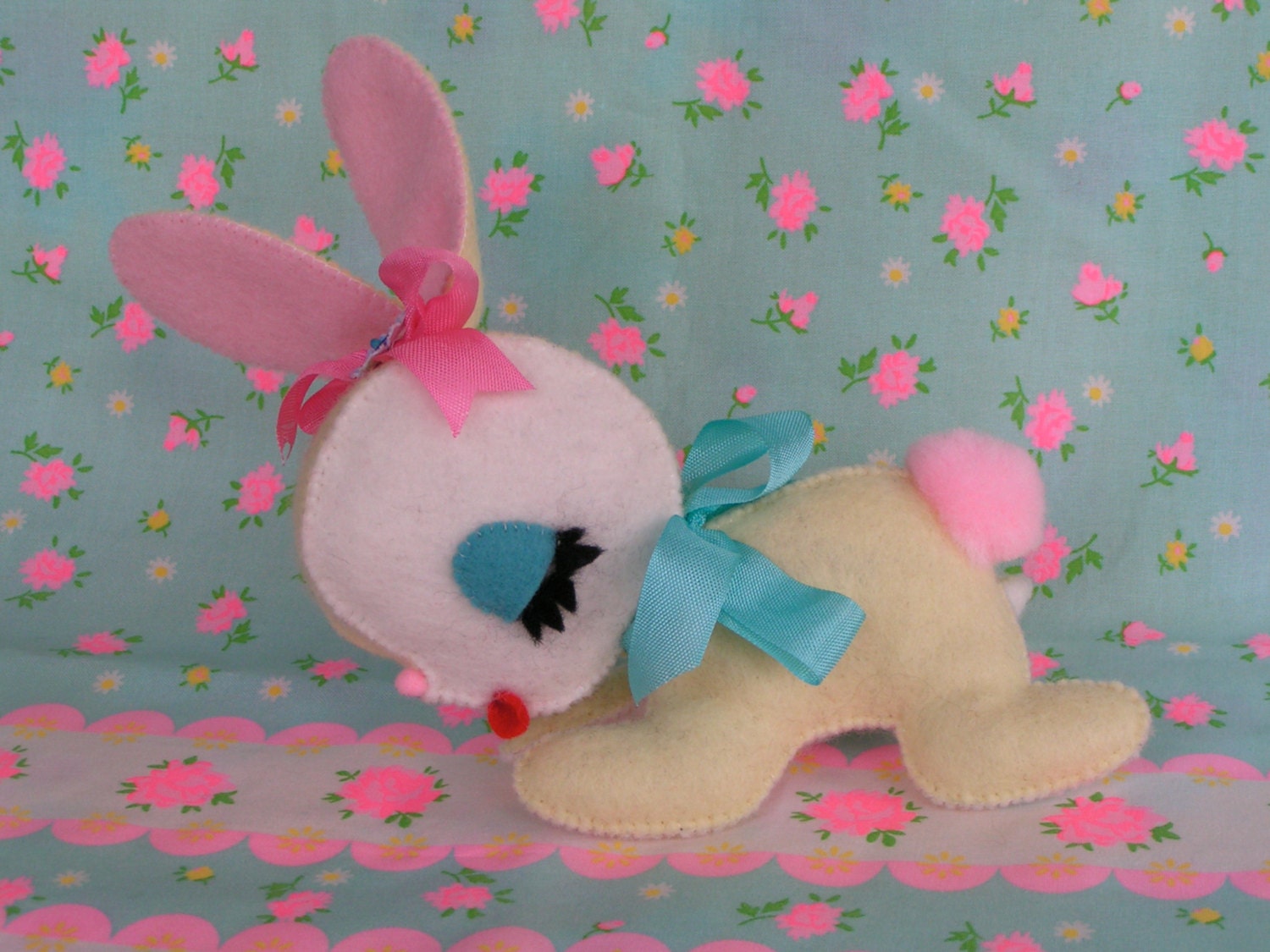 SALE....Handmade Wool Felt Easter Bunny in a Pretty Pink Basket