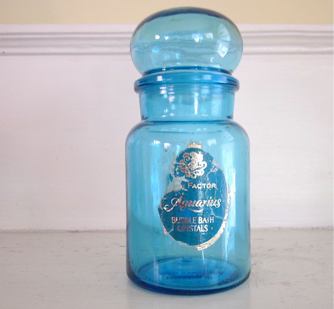 Vintage Apothecary Jar - Turquoise Glass  - Bubble Top