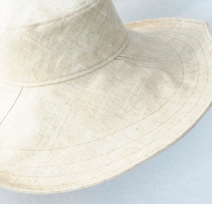 Womens Floppy Hat in Oaty Linen : M