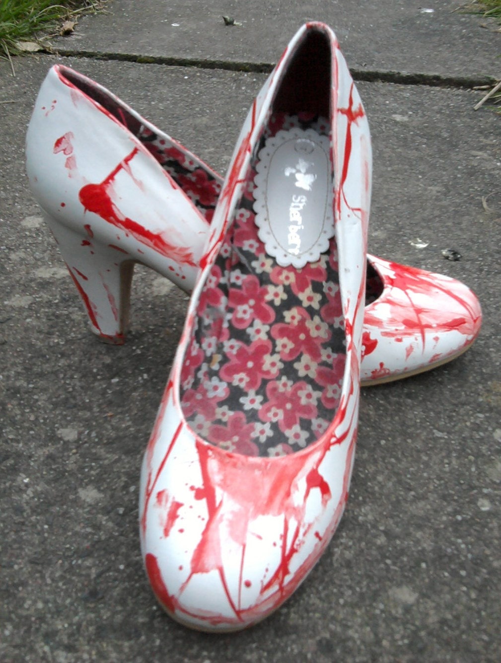 zombie shoes heels halloween my BLOODY VALENTINE white and red blood splattered corpse bride button up shoes eur  uk 4