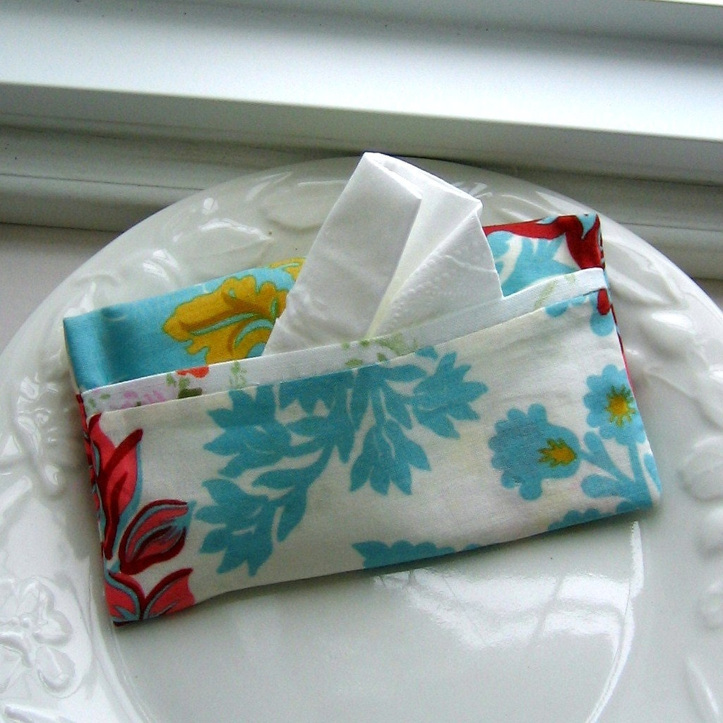 Travel Tissue Case, Kleenex Case, Tissue Holder, Tissue Tote, Kleenex Holder, Tissue Cozy - No. 84