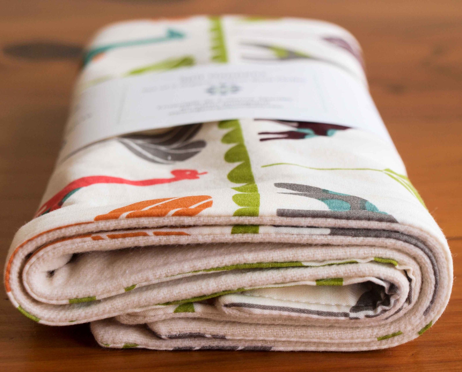 Organic Burp Cloths, Set of Two, GIRAFFE LOVE