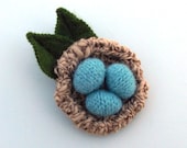 Robin's Nest Pin Upcycled Wool