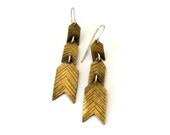 Feathervane earrings