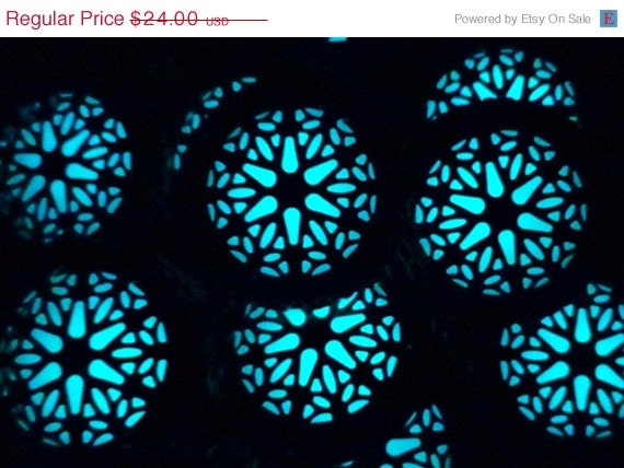 Sale 25% Off Steampunk Glow In The Dark Lunar Eclipse Filigree Locket