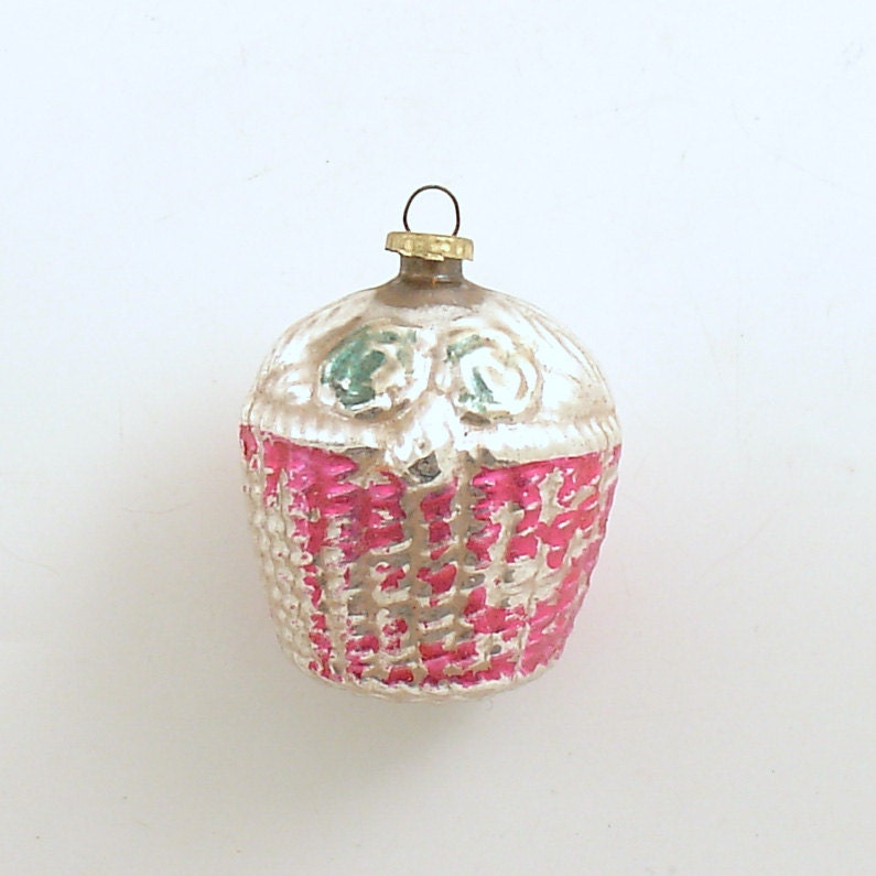 Vintage Christmas Ornament Glass Basket of Roses