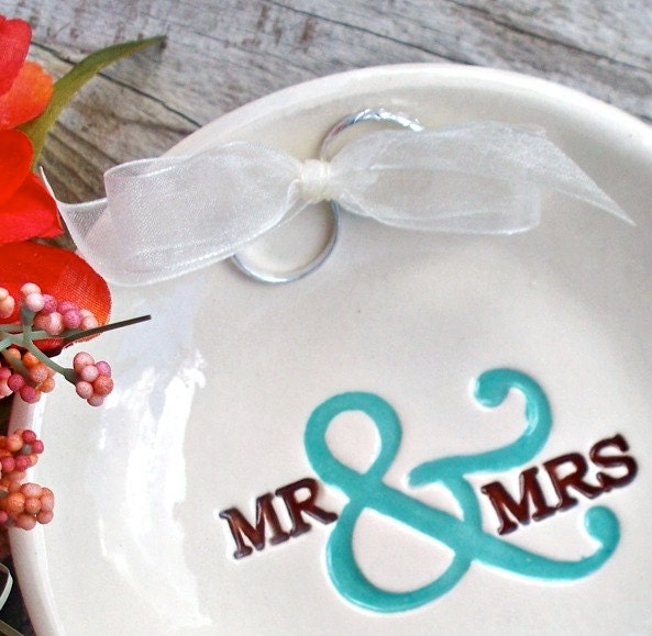 Mr & Mrs Ring Bearer Bowl -  Custom Ring Pillow Alternative