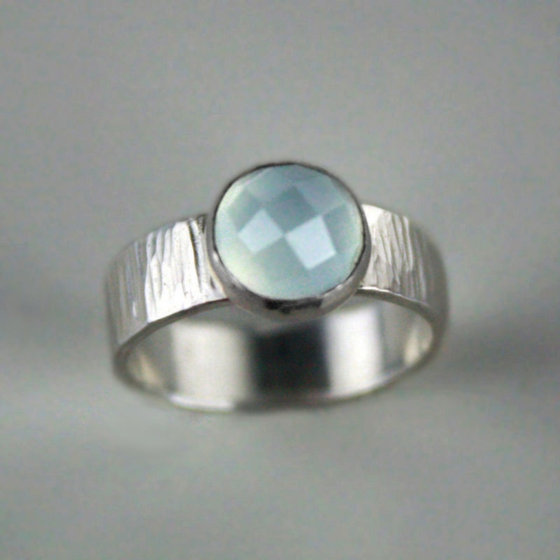 Aqua Chalcedony and Hammered Silver Band Ring