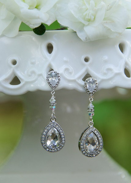 Enchanting Rhinestone Dangle Bridal Earrings