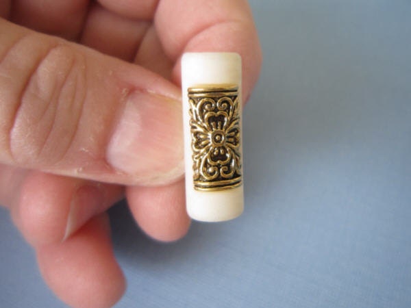 Asian Barrel Buttons - White Plastic Flower Inlay - 8 for this Price