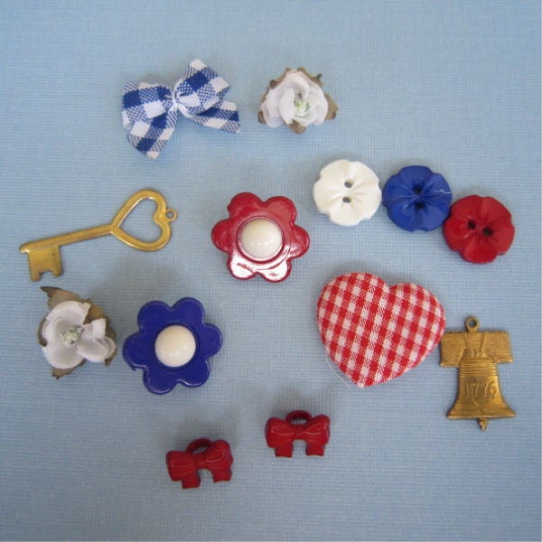 Patriotic Buttons - Red White Blue - Dress It Up - Original Package