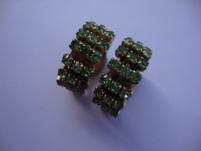 Vintage Mid Century Green Rhinestone Clip Earrings