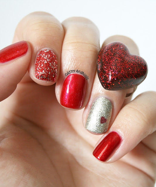 Featured on glitterandnails - Red Glitter Heart Ring Sparkly Heart Shape Jewel - Handmade Glitter Jewelry for Women & Teen Girls by isewcute