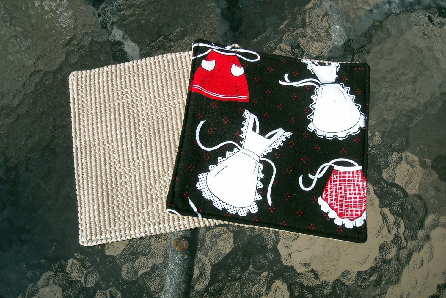 Apron Jar Gripper