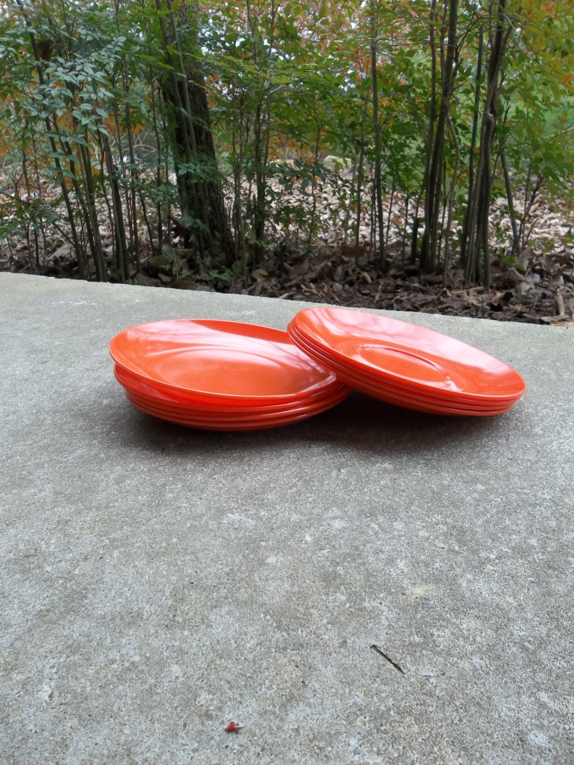 Vintage Melamine Plates Melmac Picnic Dishes Red Melmac Dinnerware Texas Ware Plates Mid Century Modern Farmhouse Plates Saucers  9 Pieces