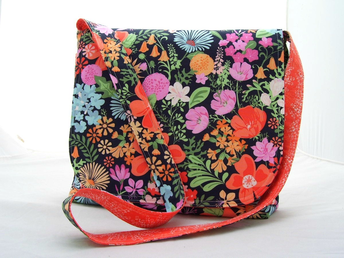 Cross Body Bag Messenger Bag Reversible-XL- Navy Blue Coral Floral with Matching Key Fob