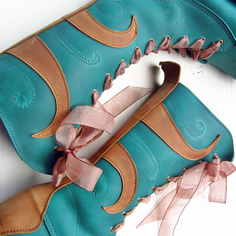 CUSTOM Hand Made Leather Boots for Women, MOONSHINE Tide version by Fairysteps Shoes