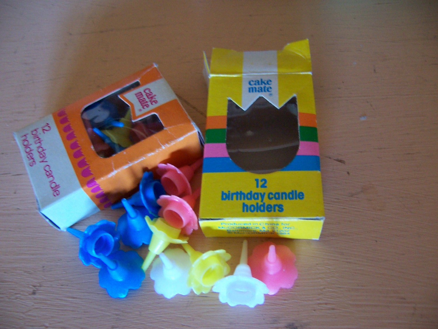vintage plastic cake candle holders