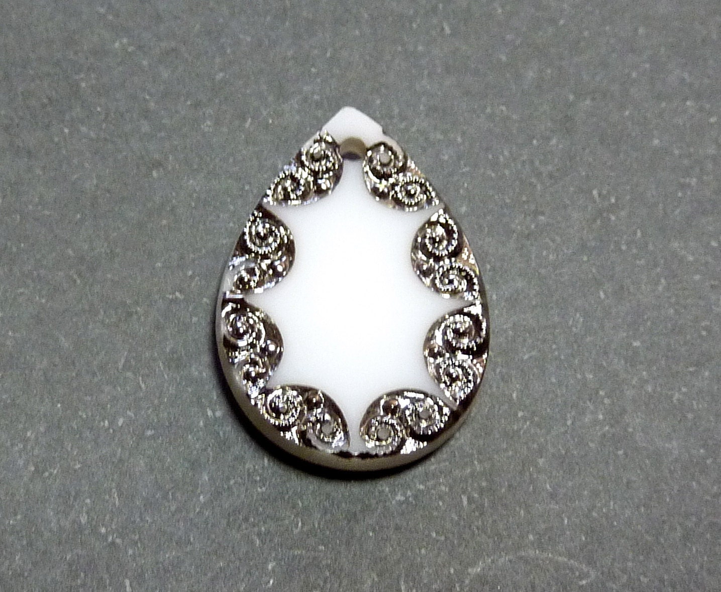 Vintage Opaque White with Silver Scrolls, Flat Top Domed Back Pear Teardrop Glass Bead (1)