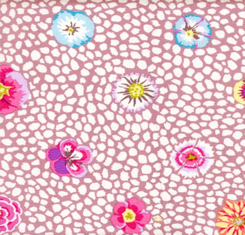 Kaffe Fassett GUINEA FLOWER MAUVE Gp59 Pink Floral Quilt Fabric 1 Yard