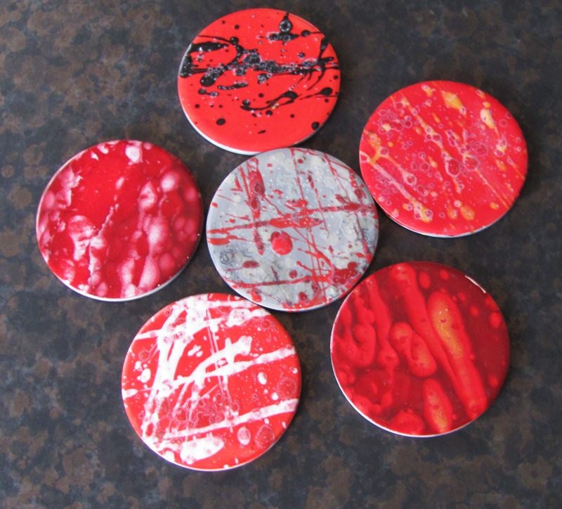 Coaster Set of 6 Vibrant round Art tile mixed red colors 15 per cent Off