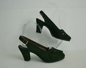 40s shoes / Emerald Green Vintage 1940's Peep Toe Platform Shoes