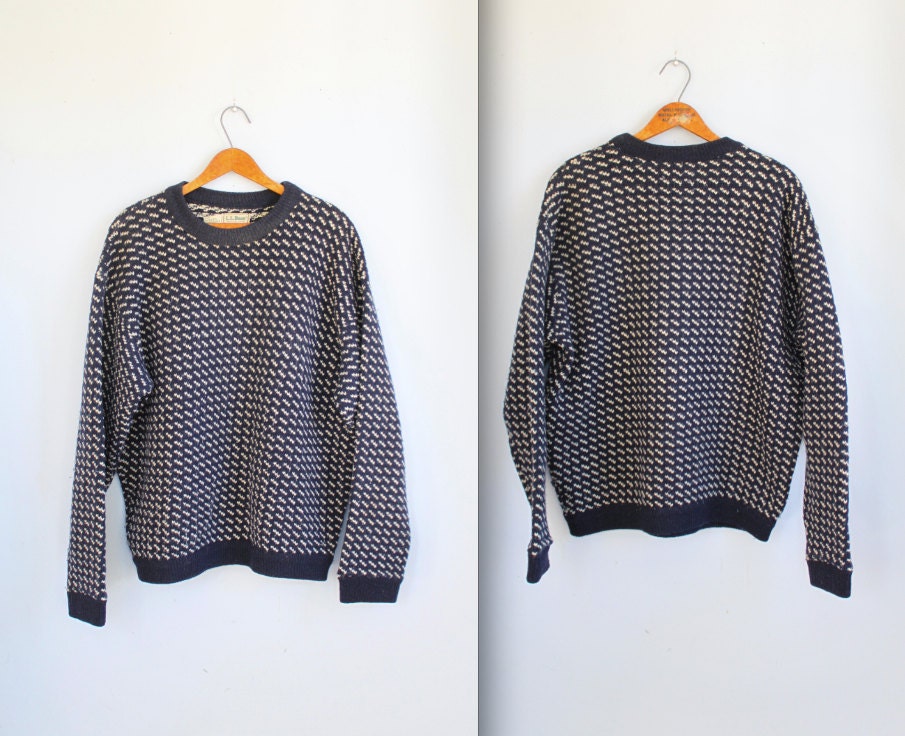 vintage 1970s LLBean sweater. Men / Unisex XL / Norwegian Fisherman Sweater / Navy white / Nautical preppy / the YACHT LUNCH crewneck