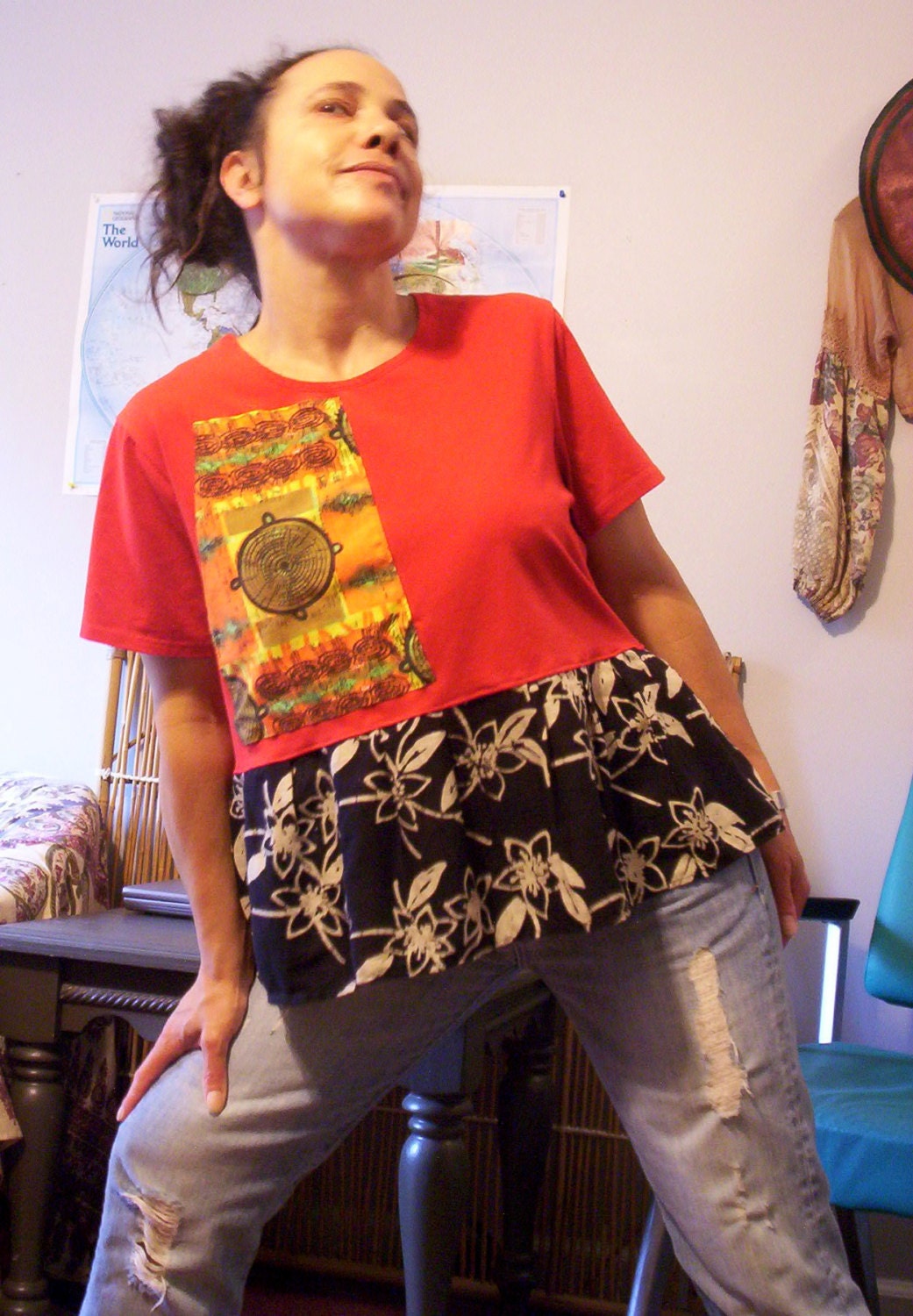 RED TRIBAL BLOUSE Upcycled Shirt with African print PoCKET Large