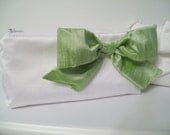 Maggie Clutch in silk dupioni (choose colors) Monogram available- Bridesmaid gifts, bridesmaids wristlets, bridal bags, purse, wedding party
