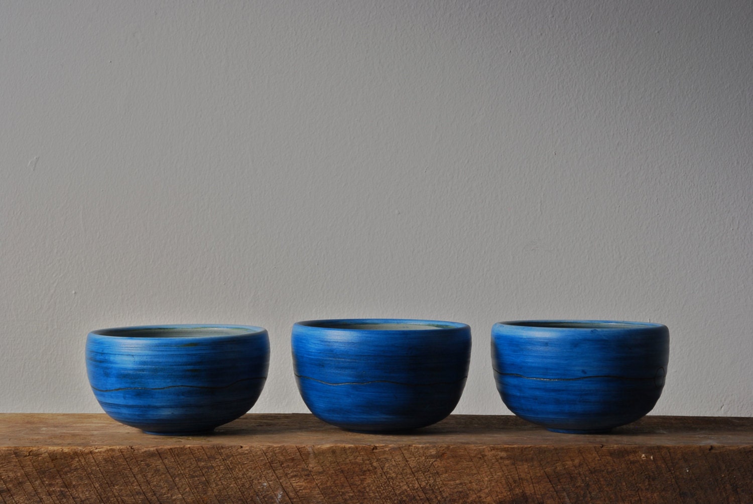 Discounted Stained Blue Porcelain Bowl, Set of 3
