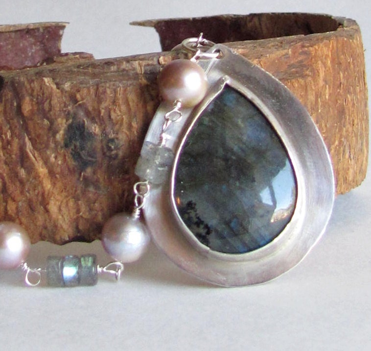 Labradorite Necklace - Icy Blue Flash - Spring Fashion