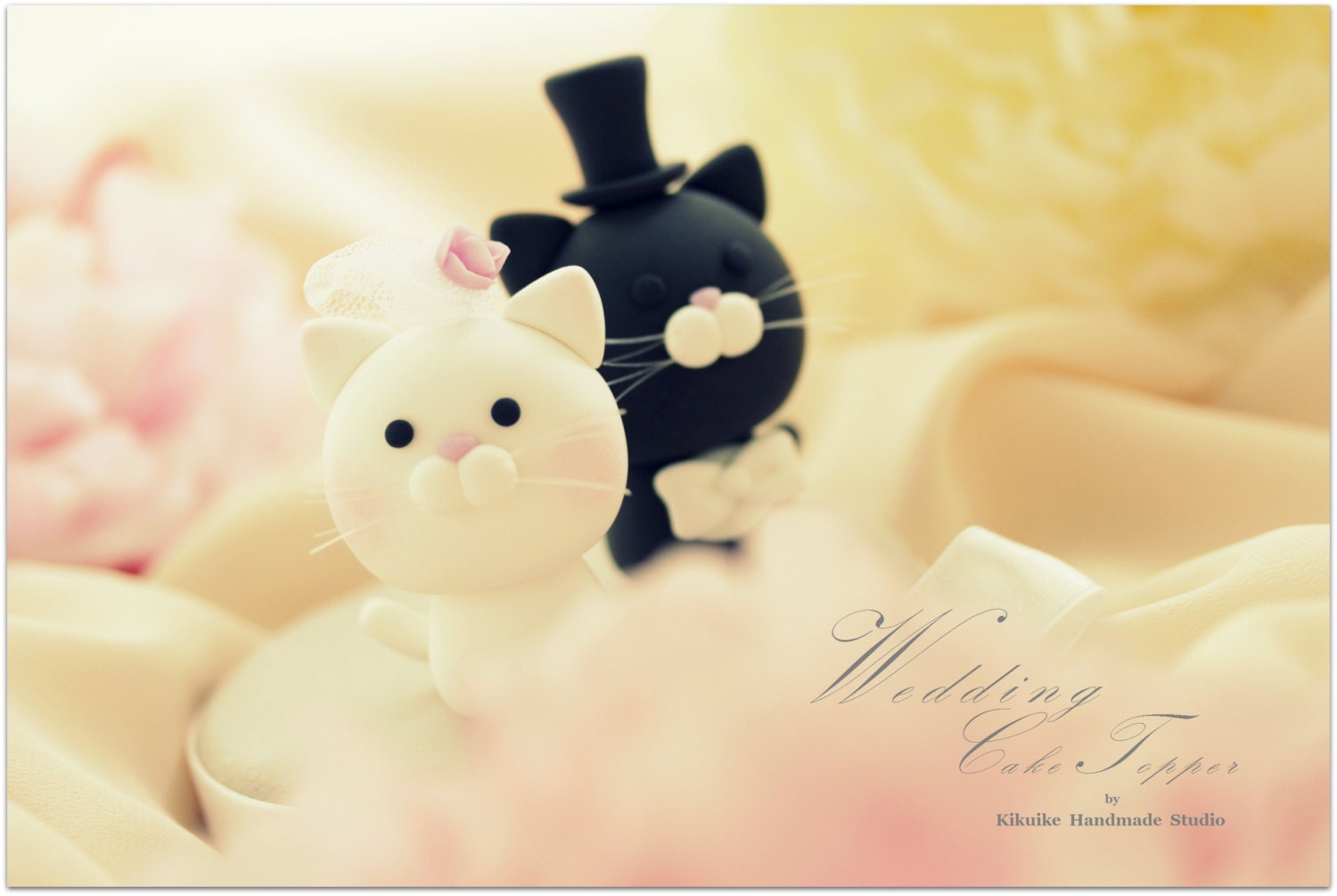Lovely cat and  kitty Wedding Cake Topper
