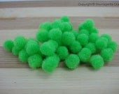 50 pieces Pom Poms, Light Green, 8 mm (01029)