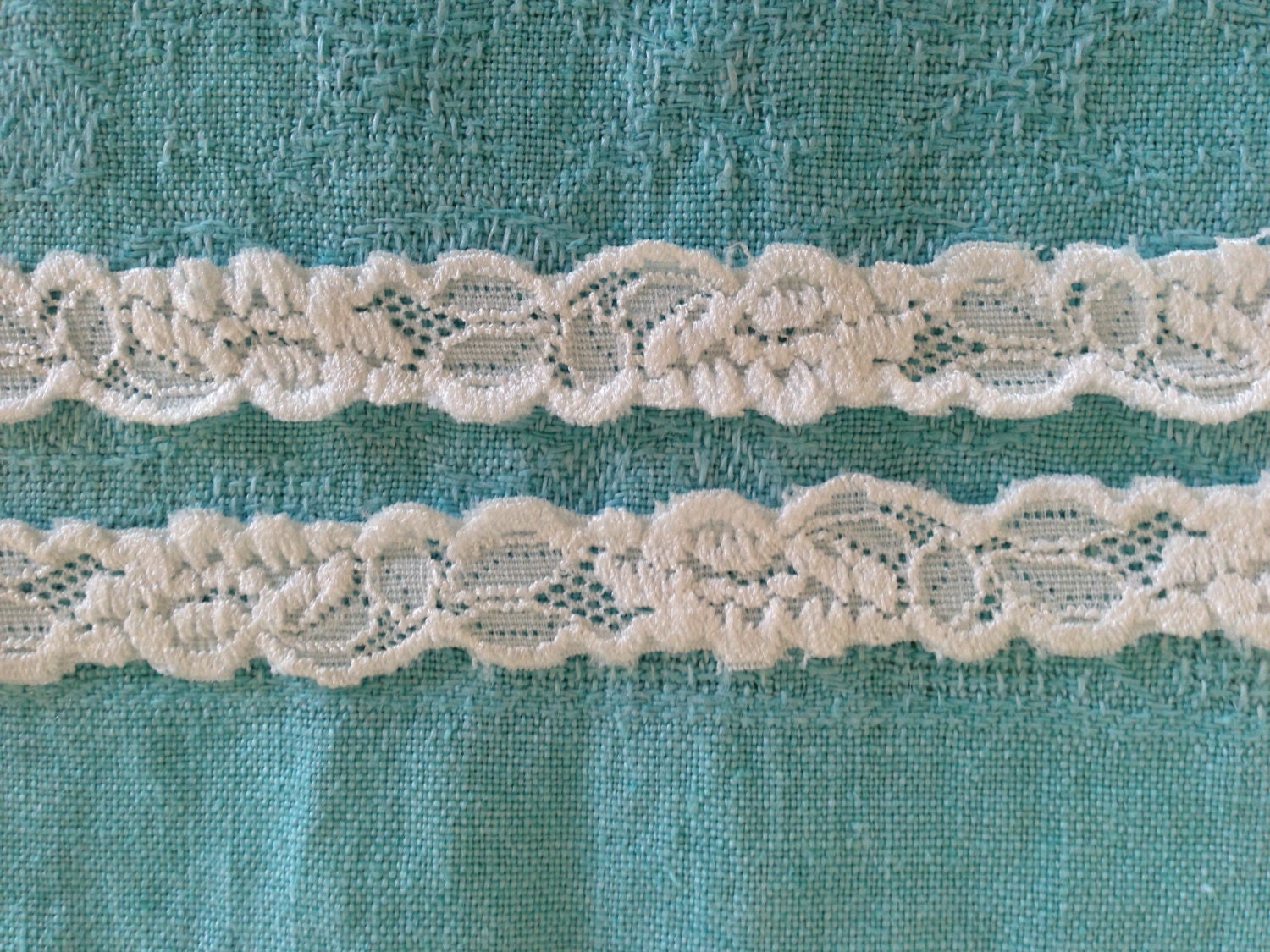 Stretch Lace OFF WHITE-3/4 inch -5  yards for 2.39