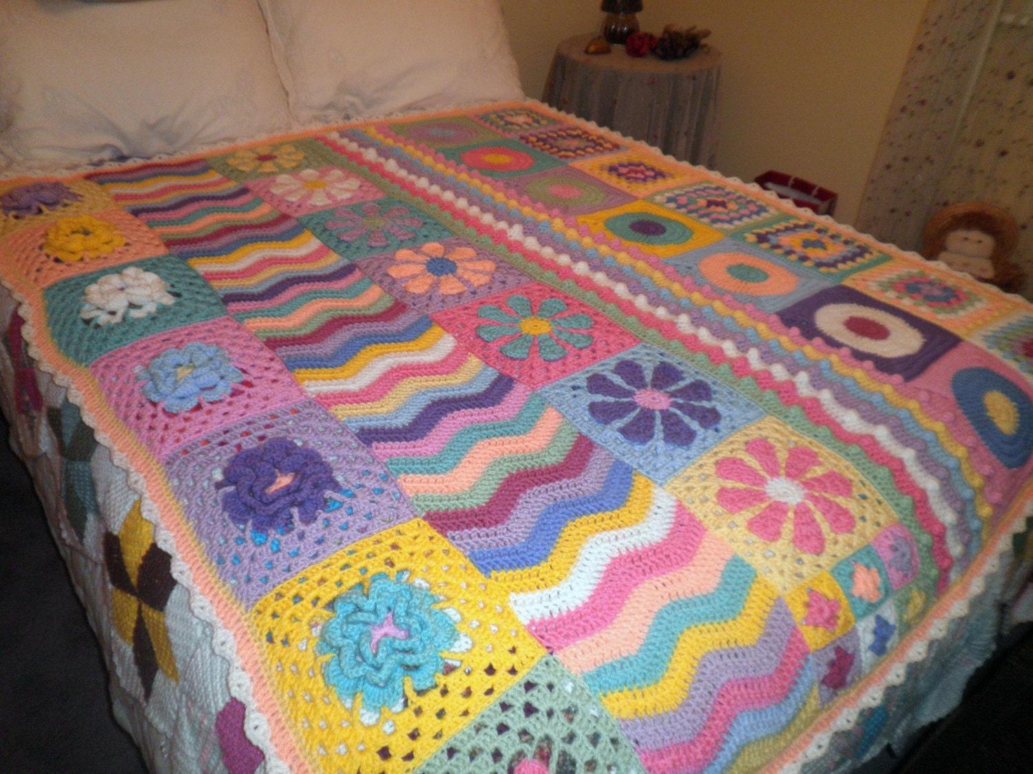 Go Back to the '70's with Pastel Groovyghan