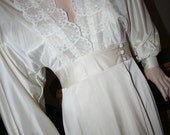 Vintage Victorian 20s Style Cream Nightgown Peignoir Set  S  Lily of France