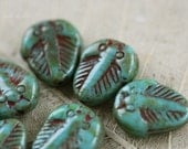 TURQUOISE TRILOBITE .. Picasso Czech Glass Trilobite Beads (3262-6)